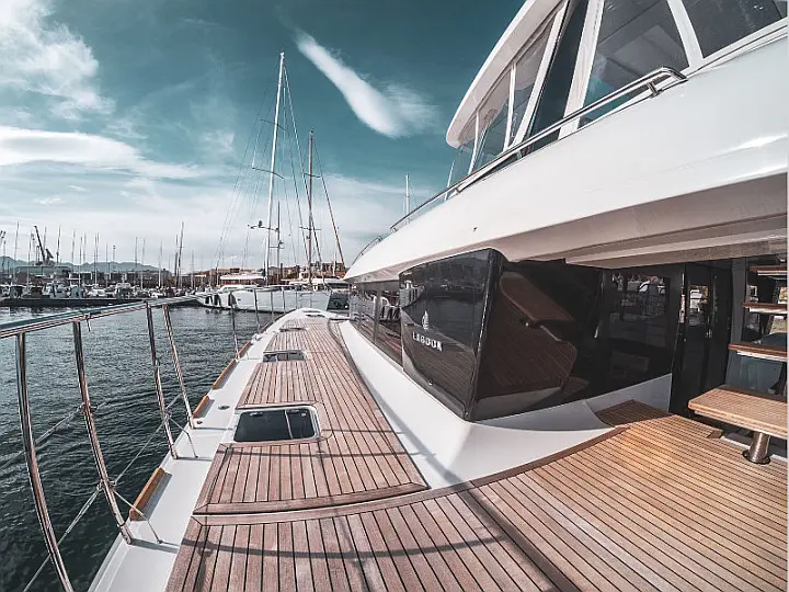 Lagoon 630 - 