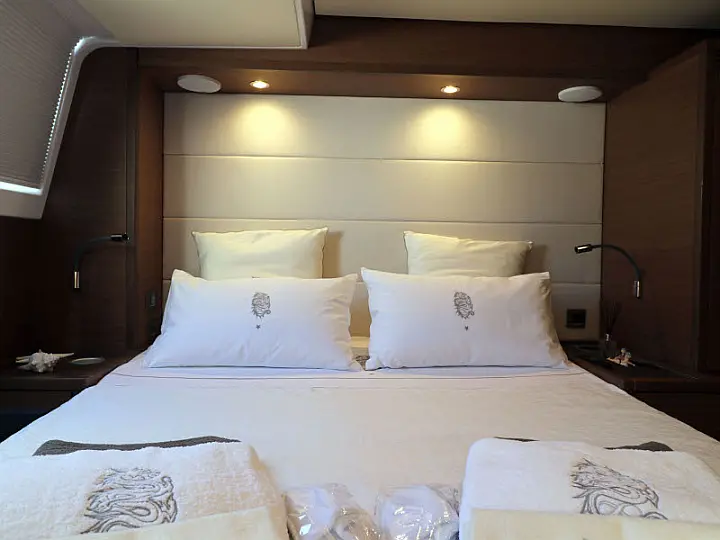 Lagoon 630 - 