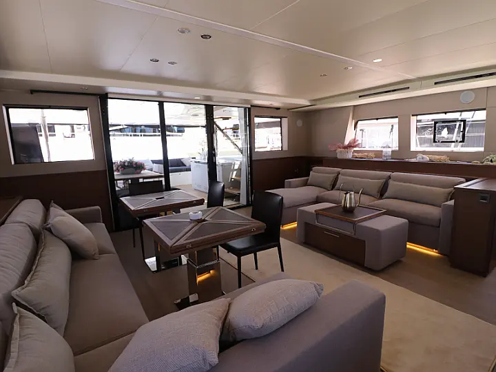 Lagoon 630 - 