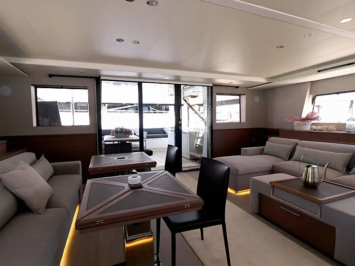 Lagoon 630 - 