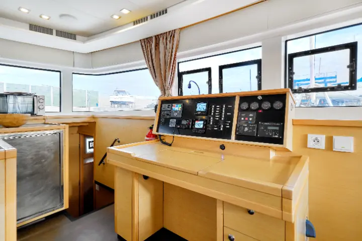 Lagoon 52F - 