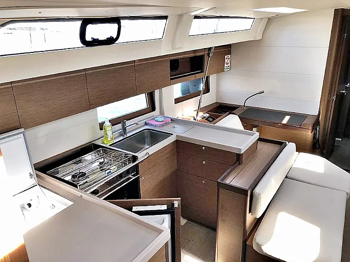 OCEANIS 51.1 BT (20) - 
