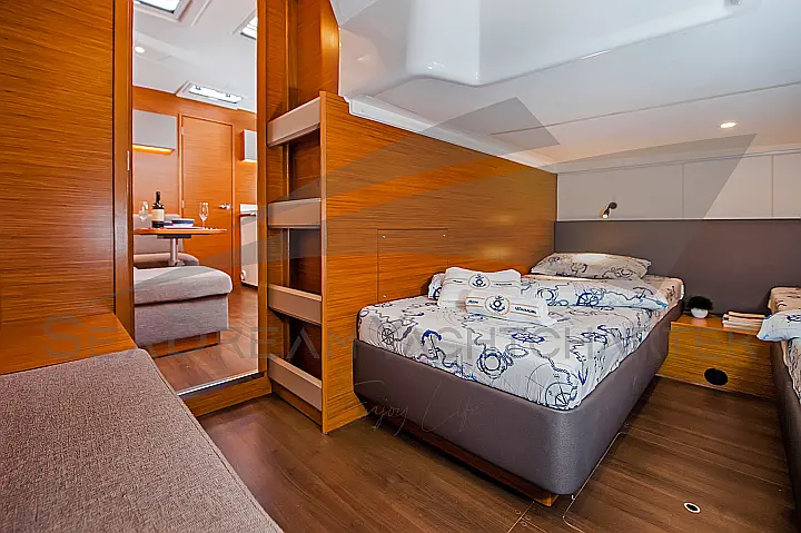 Bavaria S40 HT - 