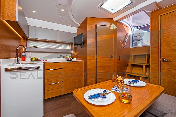 Bavaria S40 HT - 