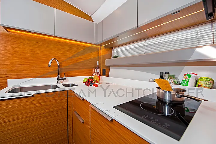 Bavaria S40 HT - 
