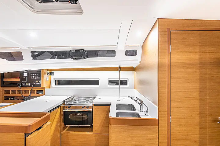 Sun Odyssey 440 - 