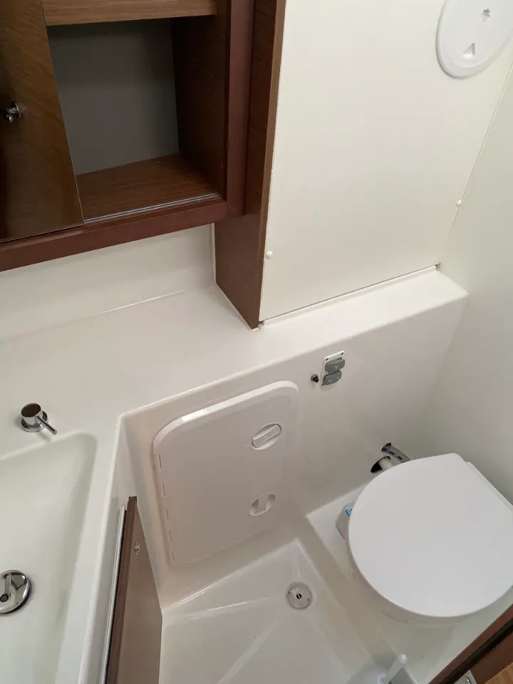 Lagoon 42 - 