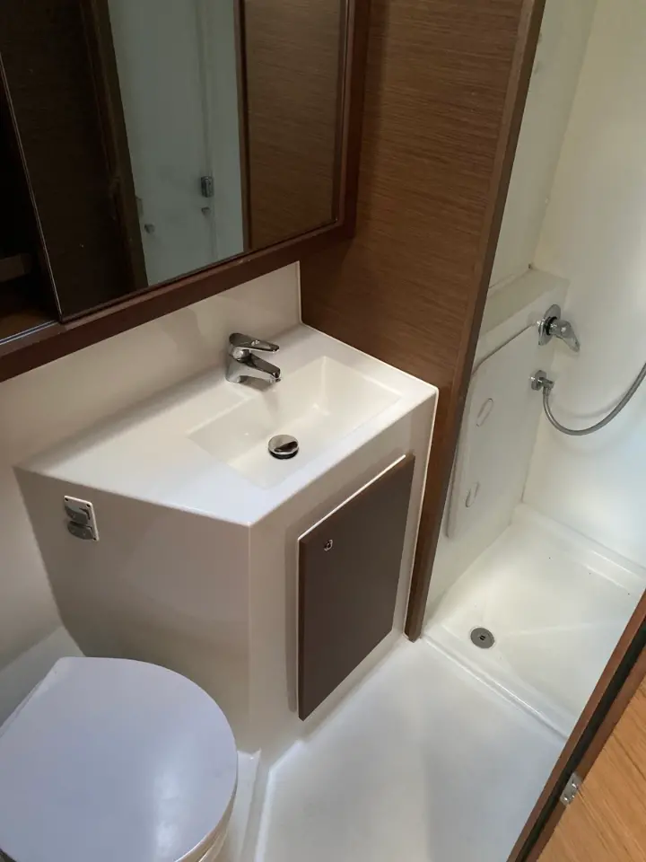 Lagoon 42 - 