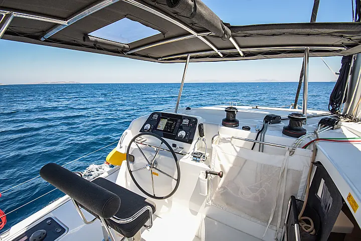 Lagoon 42 - 