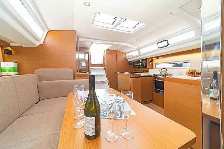 Sun Odyssey 440 - 