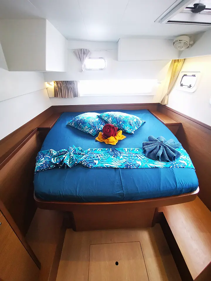 Lagoon 42  - 