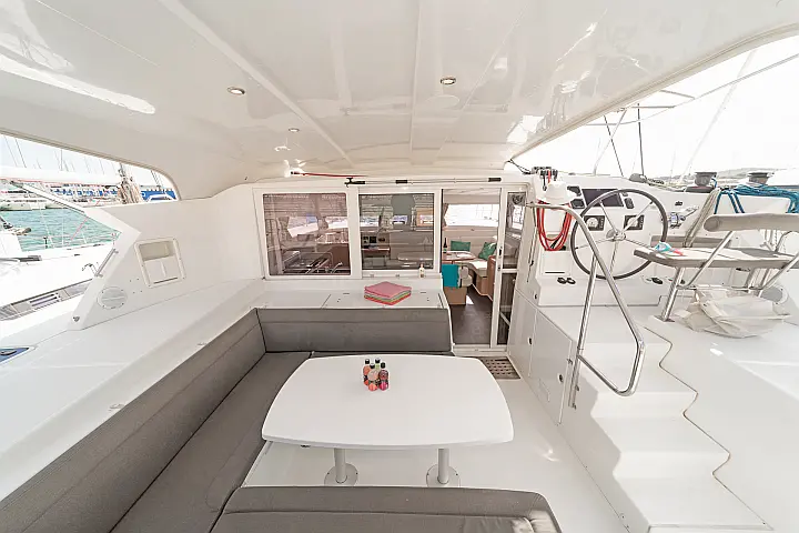Lagoon 421 A/C - GEN - 