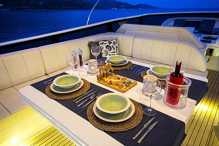 Maiora 24 - 