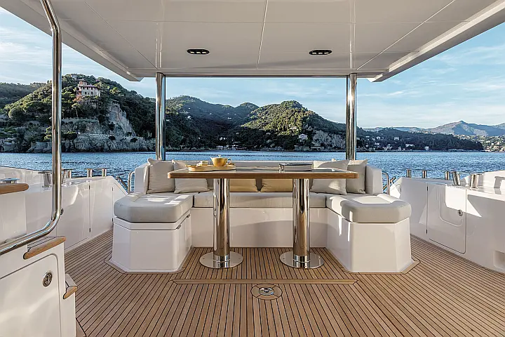 Azimut 60 - 