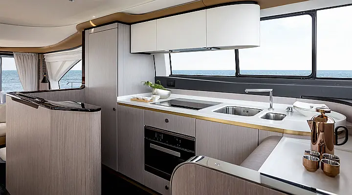 Azimut 60 - 