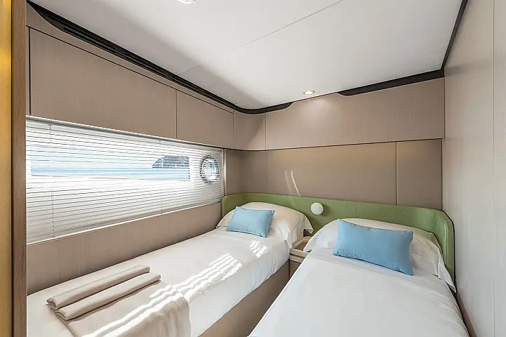 Azimut 60 - 