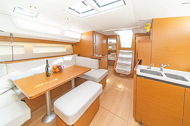 Sun Odyssey 490 - 