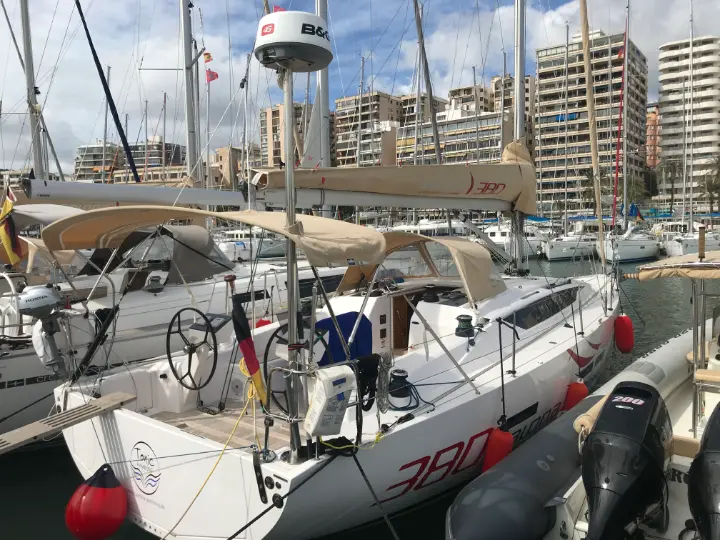 Salona 380 Performance - 
