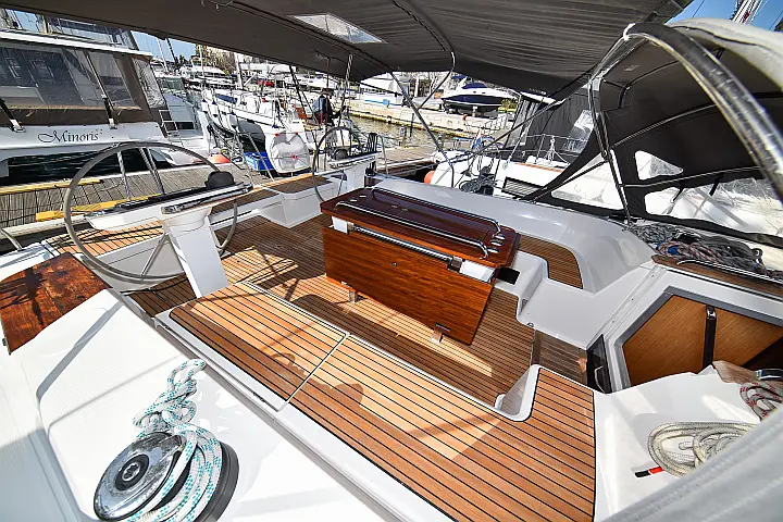 Bavaria Cruiser 56 - 