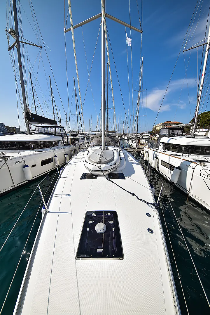 Bavaria Cruiser 56 - 