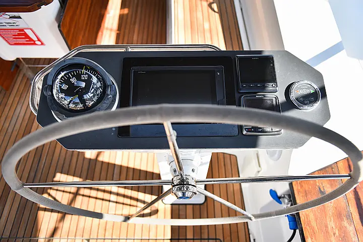Bavaria Cruiser 56 - 