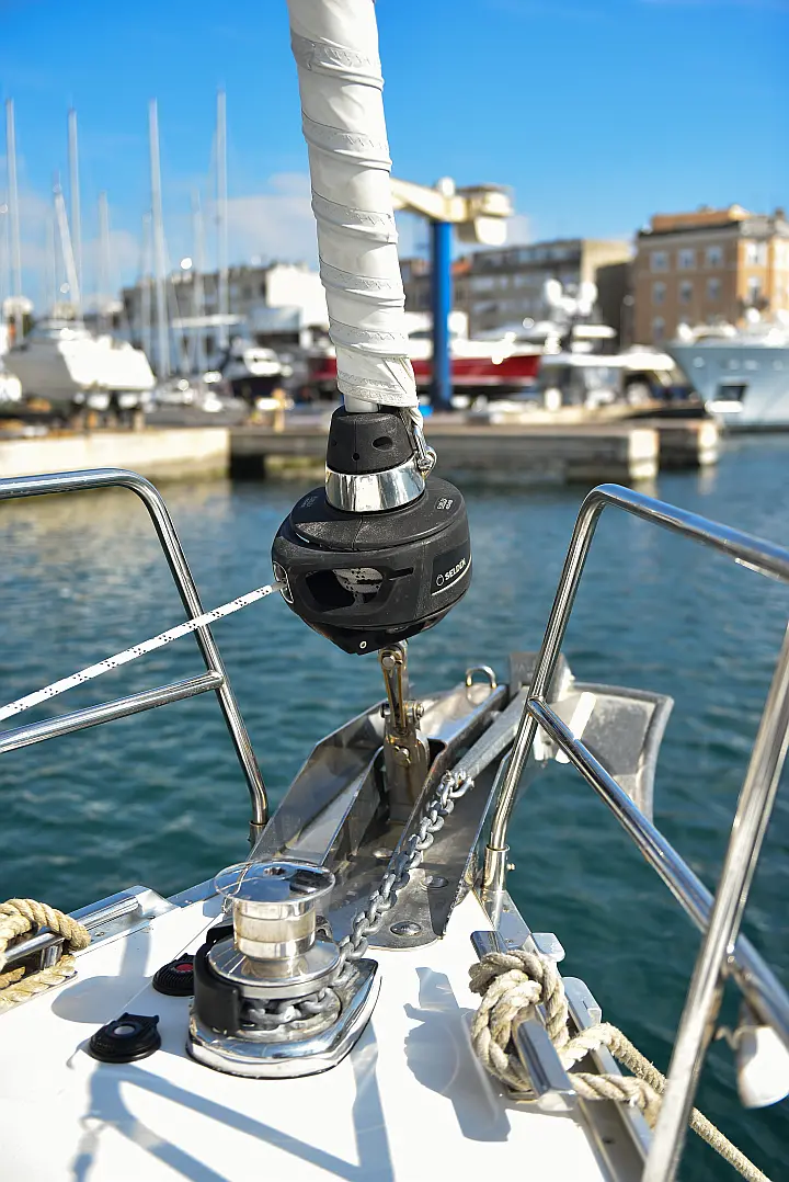 Bavaria Cruiser 56 - 