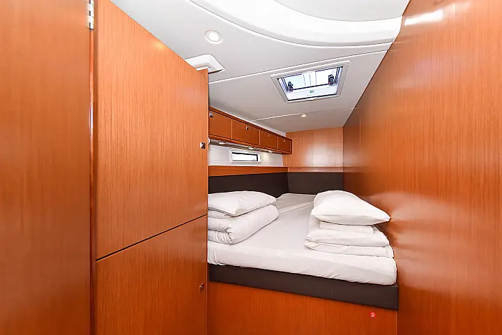 Bavaria Cruiser 56 - 