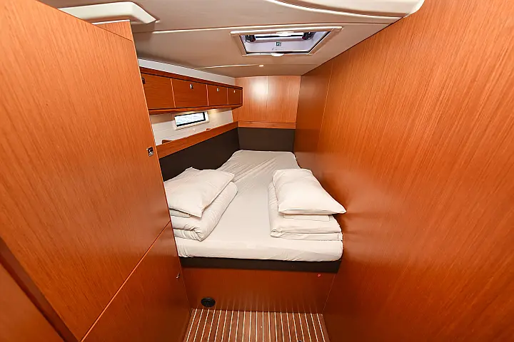 Bavaria Cruiser 56 - 