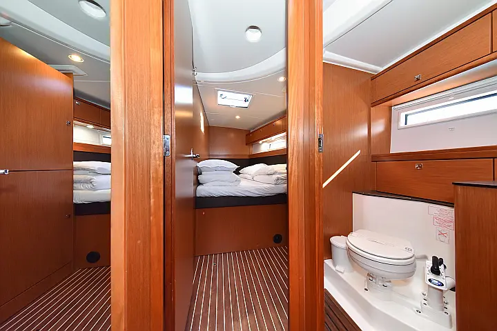 Bavaria Cruiser 56 - 