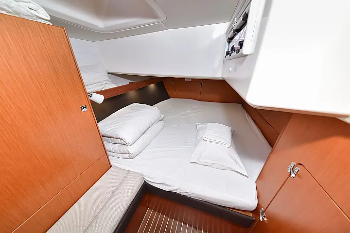 Bavaria Cruiser 56 - 