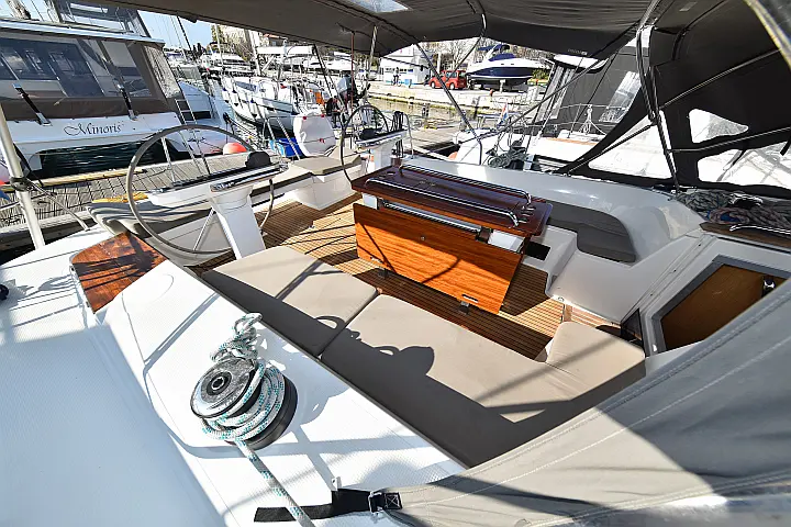 Bavaria Cruiser 56 - 
