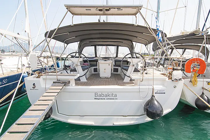 Oceanis 51.1 (5+1 cab) A/C & GEN - 