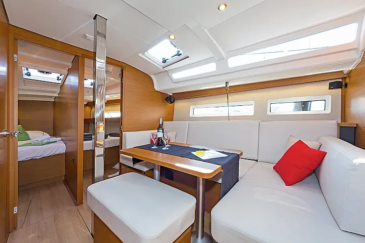Sun Odyssey 440 - 