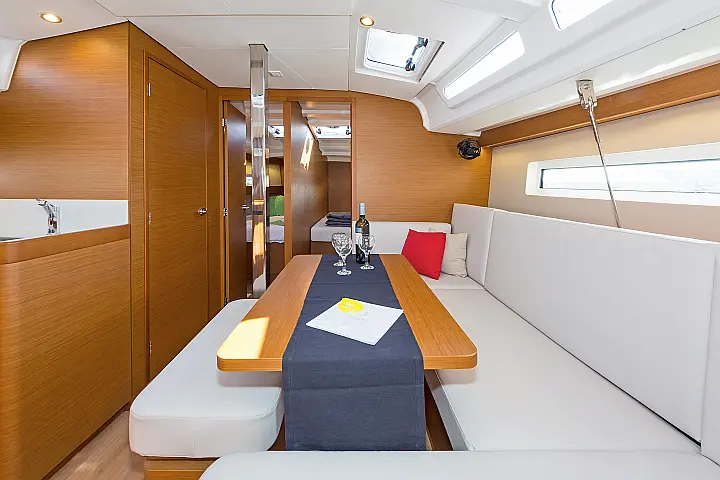 Sun Odyssey 440 - 
