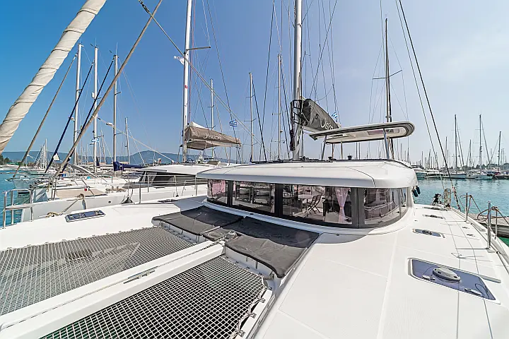 Lagoon 42 A/C & GEN & WM - 