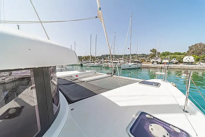 Lagoon 42 A/C & GEN & WM - 