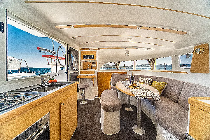 Lagoon 380 - 