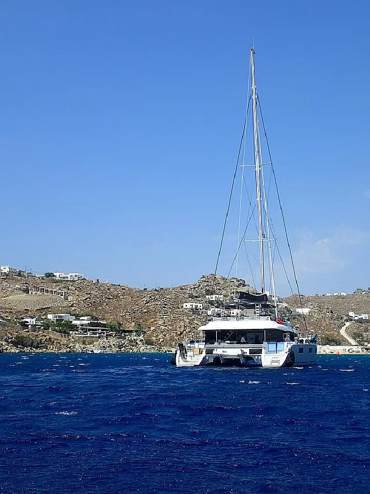 Lagoon 620 - 