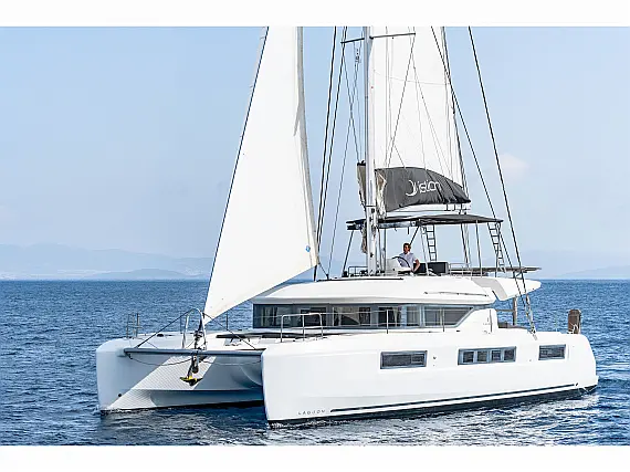 Lagoon 50 A/C & GEN & WM