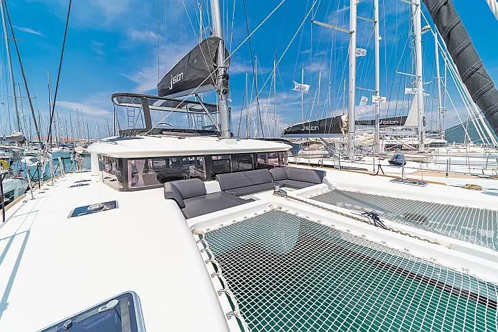 Lagoon 450 Fly A/C & GEN & WM - 