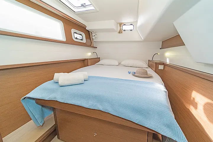 Lagoon 450 Fly A/C & GEN & WM - 