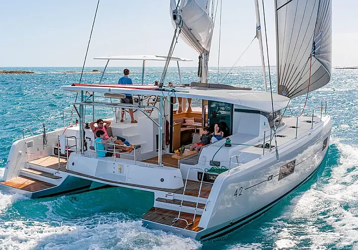 Lagoon 42 - 