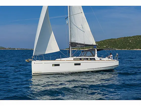 Oceanis 38.1