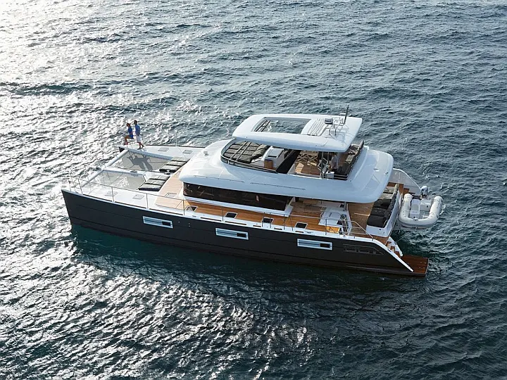 Lagoon 630 Powercat LUX - 