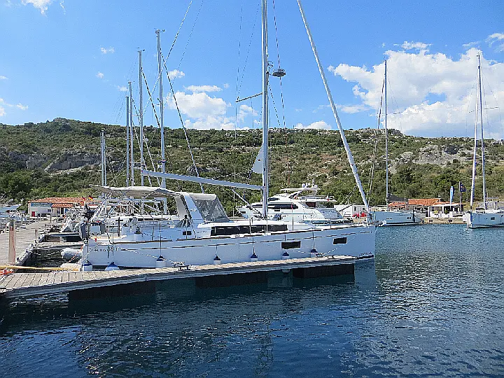 Oceanis 38.1 - 