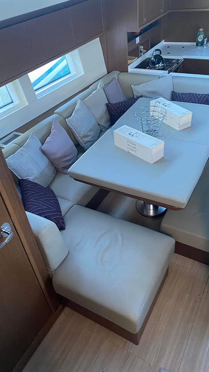 Bavaria C57 Style - 