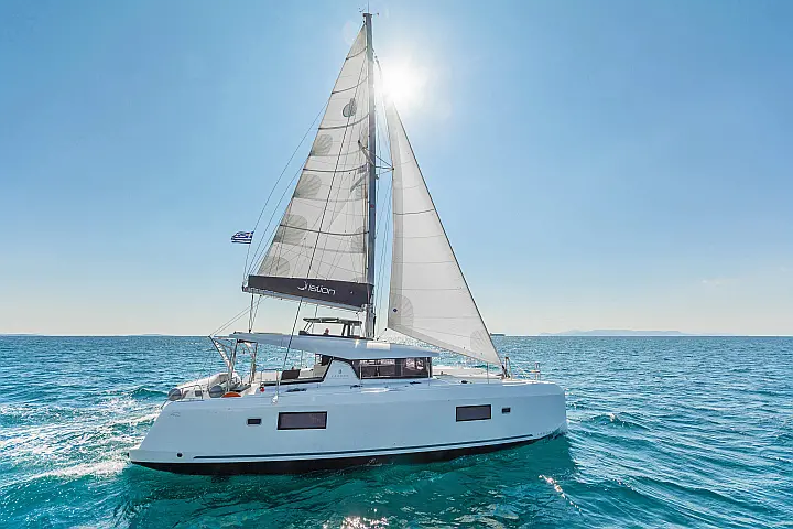 Lagoon 42 A/C & GEN & WM - 