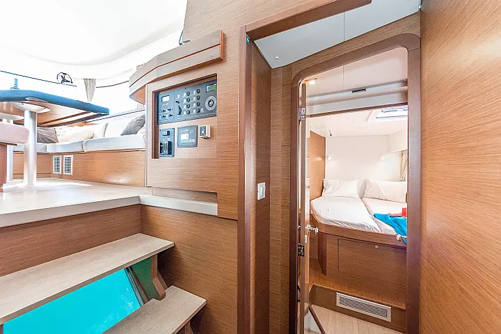 Lagoon 42 A/C & GEN & WM - 
