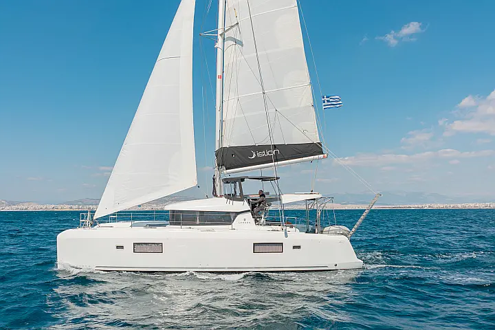 Lagoon 42 A/C & GEN & WM - 