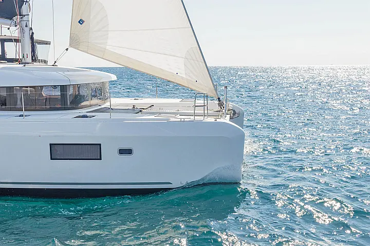 Lagoon 42 A/C & GEN & WM - 
